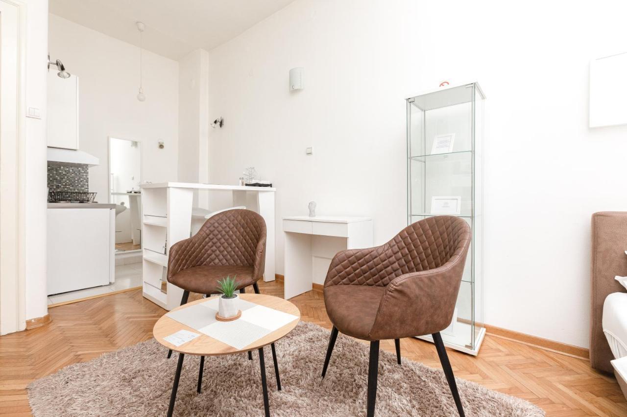 1St Belgrade Apartment Esterno foto