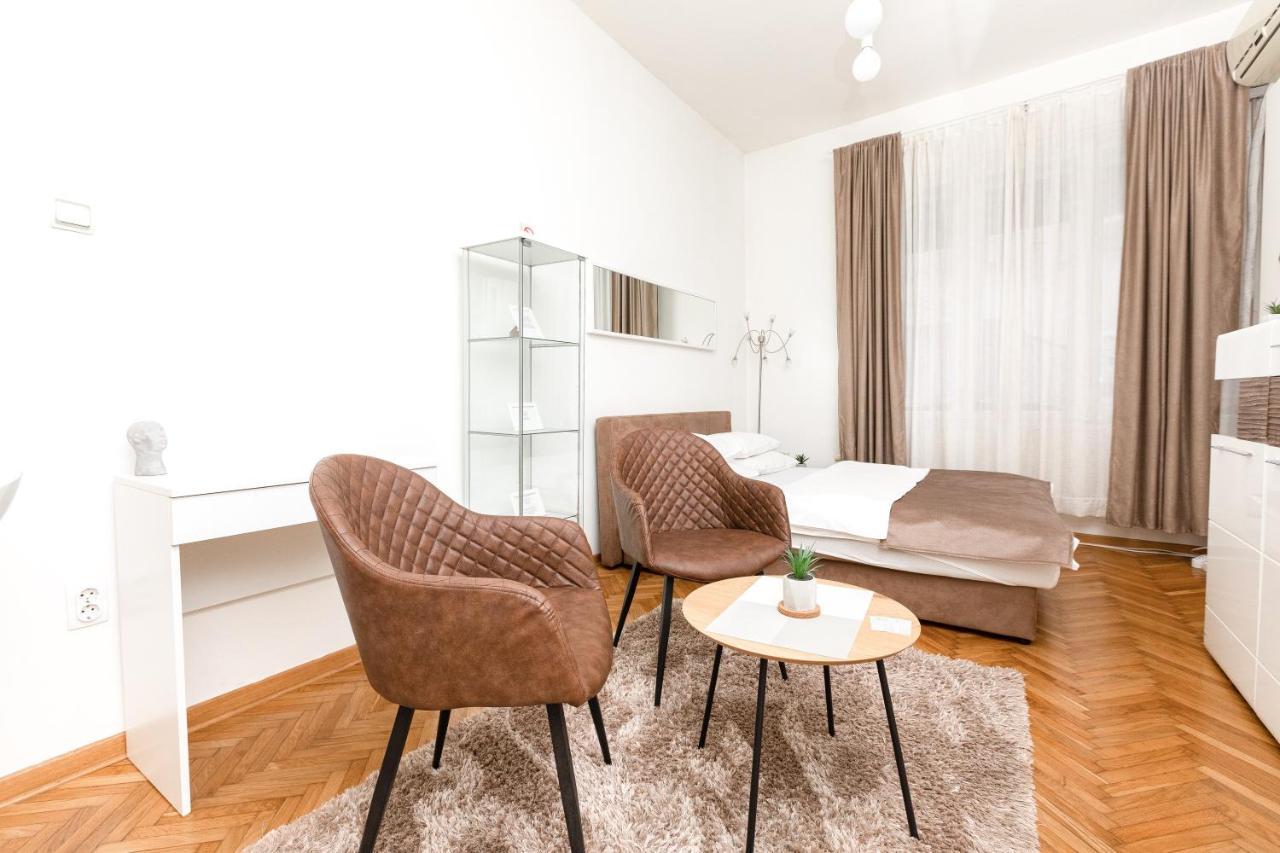1St Belgrade Apartment Esterno foto