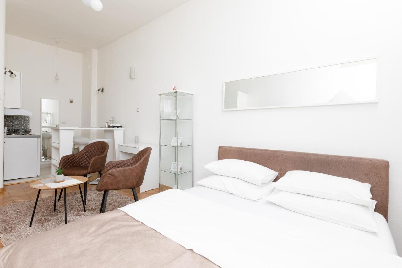 1St Belgrade Apartment Esterno foto